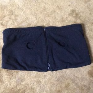 Medela pumping bra. Size M, black. EUC.
